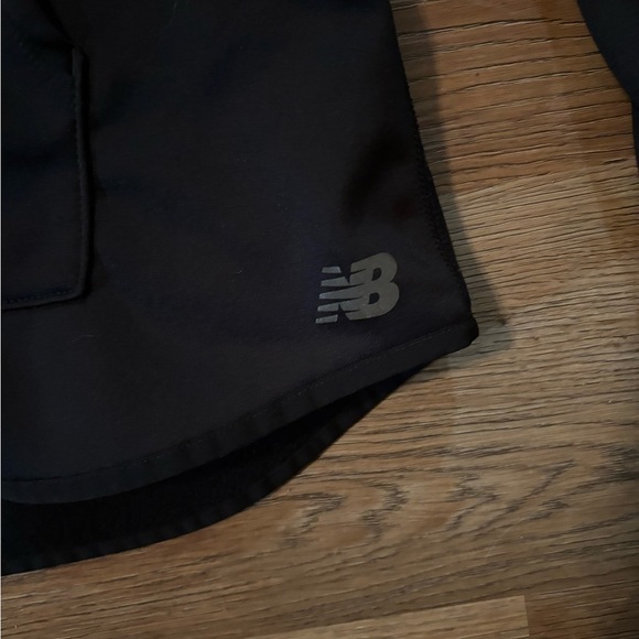 New Balance Hoodie - Size Medium - Picture 4 of 7